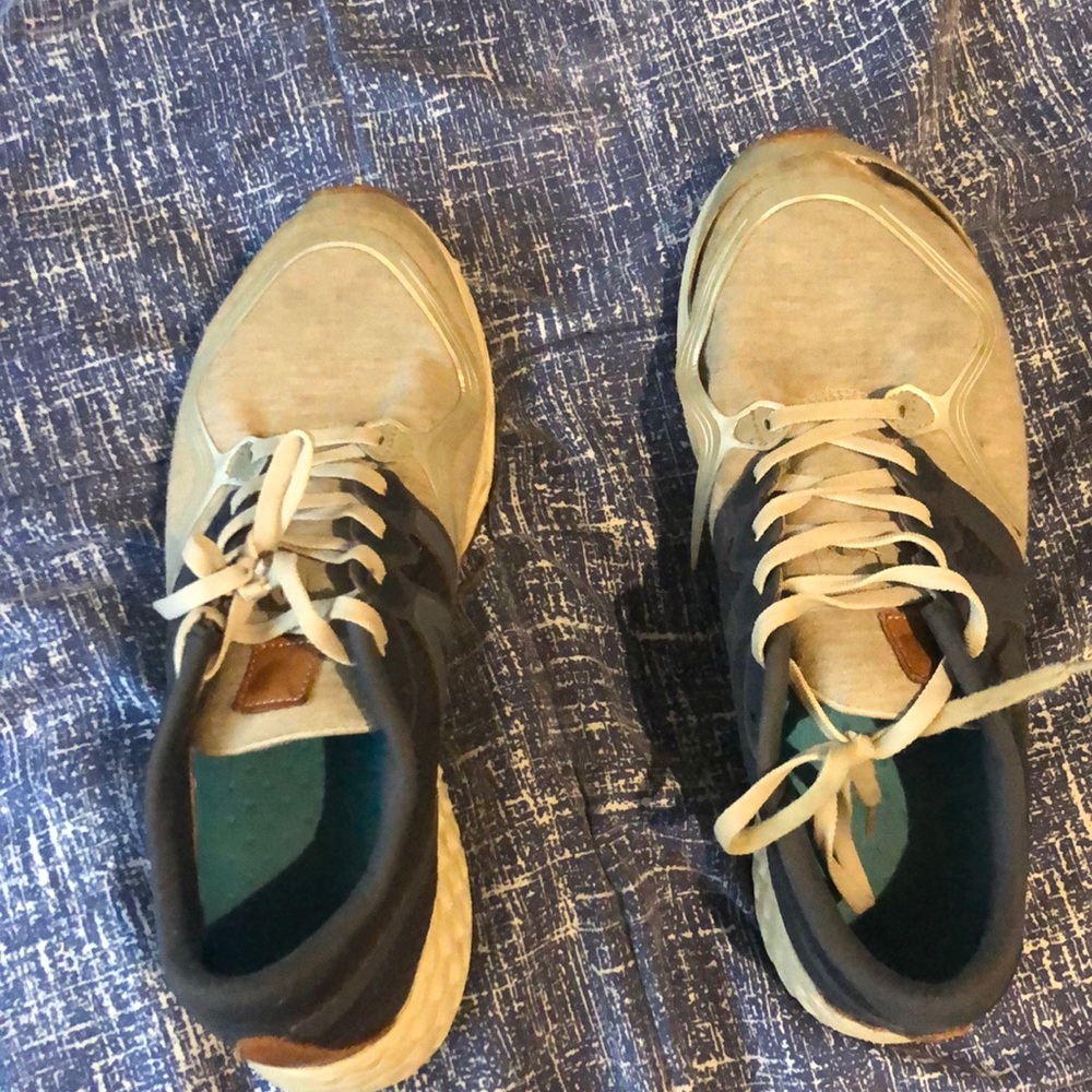 Running shoes